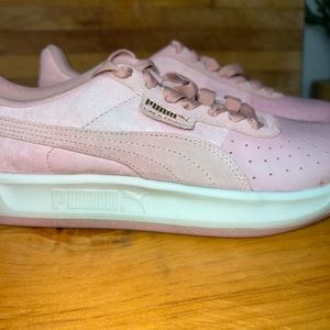Puma CALIFORNIA SHIMMER WNS size 8